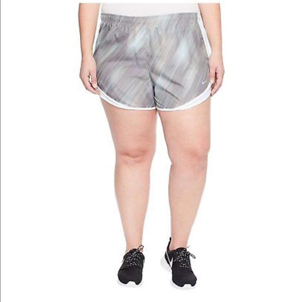 Nike Womens Plus Size Dri Fit Tempo Track Shorts